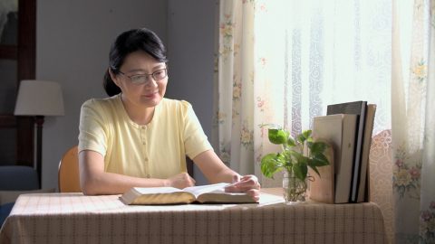 L’invidia è la carie delle ossa