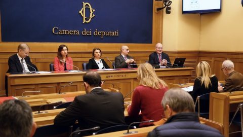 Studi sui Casi di Violazione della Libertà Religiosa in Cina Conferenza Stampa